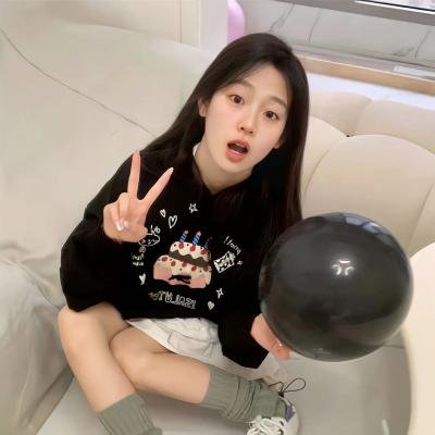 黎明时分的年轻人们
